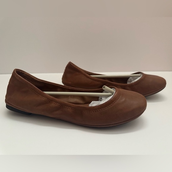 New Lucky Brand Leather Flats - Picture 6 of 9